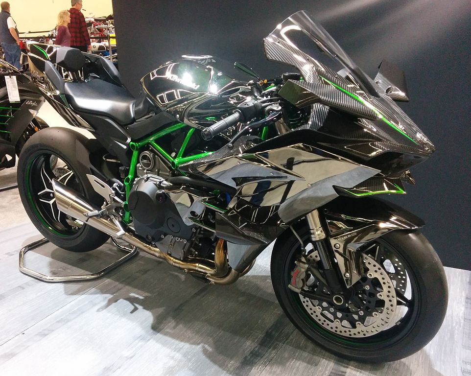 “Kawasaki-Ninja-H2R-1”